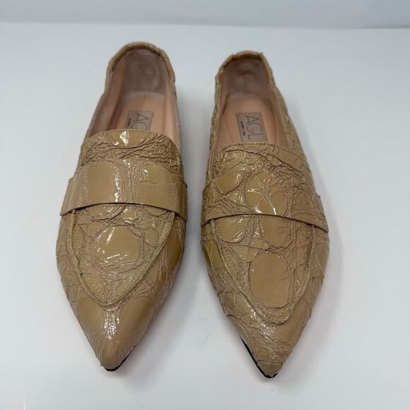AGL Moccasins Women's 10.5 (40.5) Beige Softy Moc Calfskin Leather Flats NWOT - Picture 3 of 14